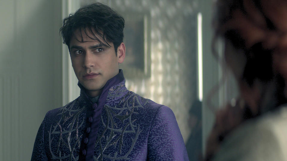 Azriel — Luke Pasqualino