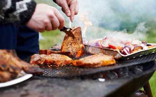 Scots are looking forward to being allowed to attend barbecues in others' gardens from this weekend - Portra/Portra Images