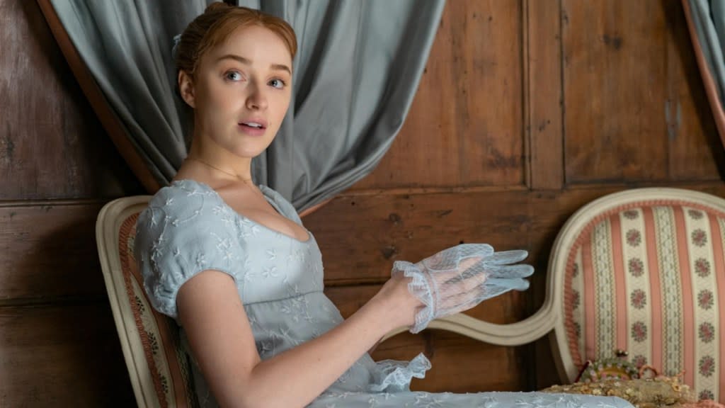 Phoebe Dynevor in Bridgerton.