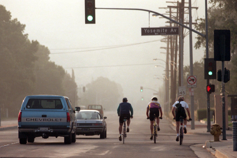 Cycling rates among men remain more than twice as high as among women.&nbsp; (Photo: David Bohrer/Los Angeles Times via Getty Images)