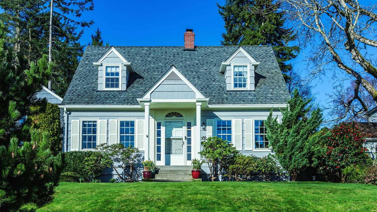 what is a cape cod house?