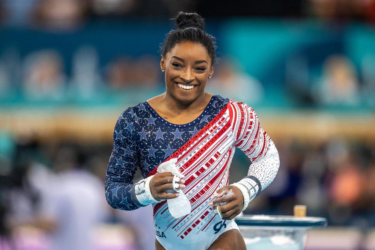 Simone Biles Praises So ‘Cute’ Dad for Using Binoculars to Watch Her at