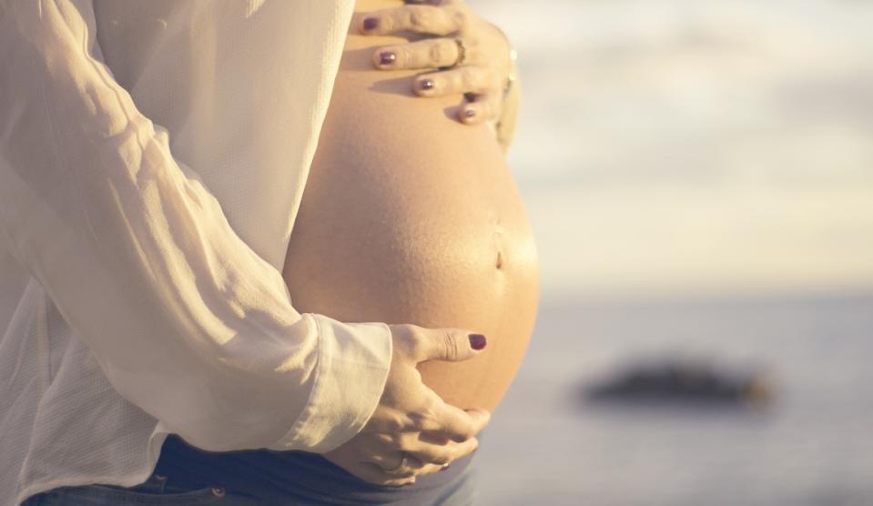 女子去醫院檢查時，發現已懷孕8週。（示意圖／pixabay）