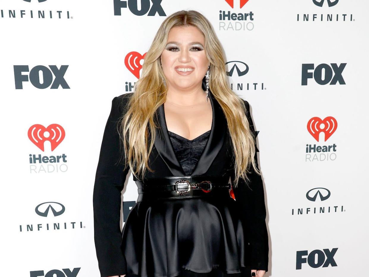 Kelly Clarkson attends the 2023 iHeartRadio Music Awards.