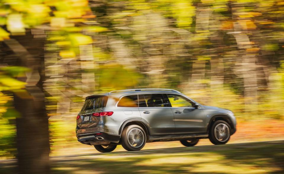 In-Depth Photos of the 2020 Mercedes-Benz GLS450