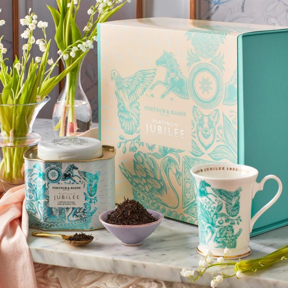 The Jubilee Tea Gift Box