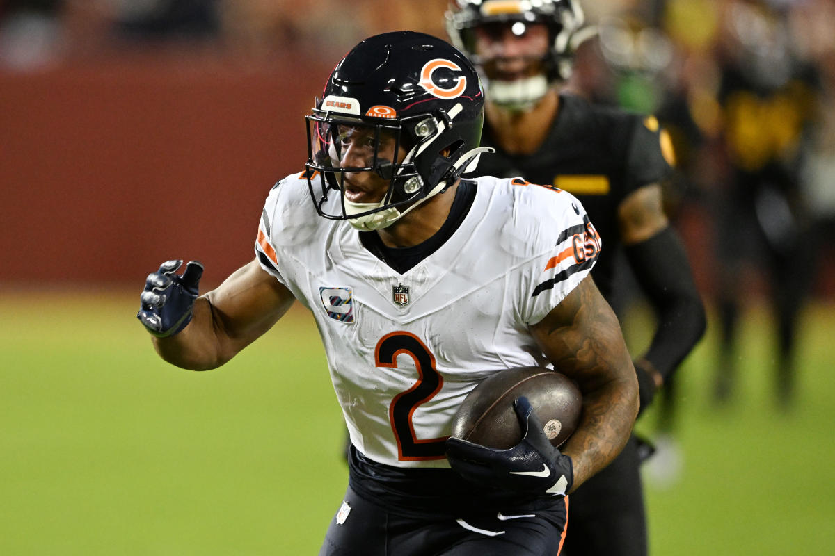 In an Exceptional Performance, DJ Moore Sets Unprecedented Bears Record