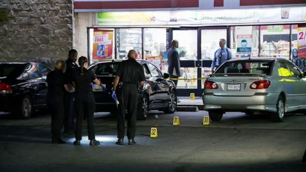 PHOTO: Police investigate a shooting at a 7-Eleven in Capitol Heights, Maryland, Sept. 3, 2022. (WJLA)