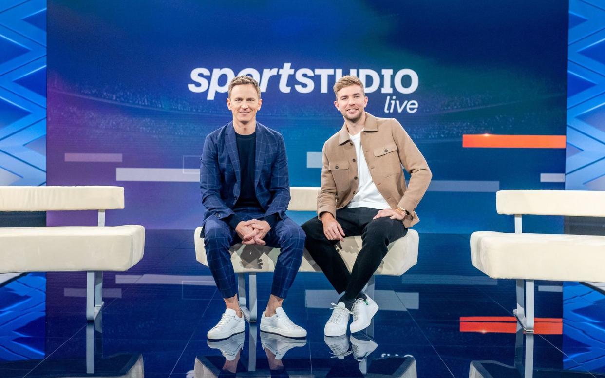 Jochen Breyer (links) und Christoph Kramer sind seit Jahren ein eingspieltes Team im ZDF. (Bild: ZDF / Michael Braunschädel)