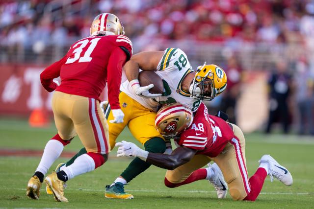 Tight end (81) Josiah Deguara of the Green Bay Packers catches a