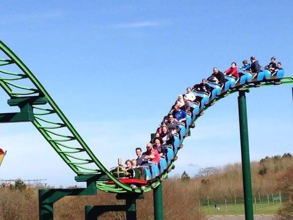 Theme park 'bans screaming' on new rollercoaster