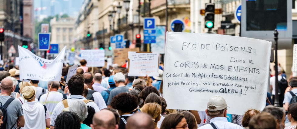 Les manifestations anti-pass sanitaire vont se poursuivre partout en France ce samedi pour le 11e week-end consécutif. 
