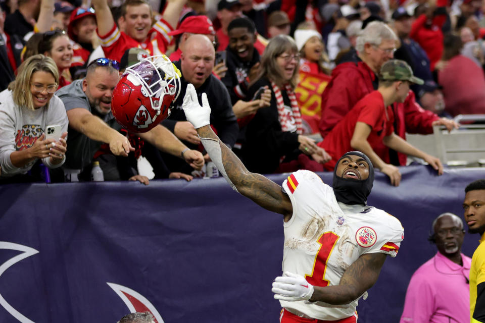 The Kansas City Chiefs beat the Houston Texans on Jerick McKinnon's touchdown run in overtime on December 18, 2022 in Houston, Texas.  (Photo by Carmen Mandato/Getty Images)