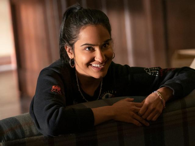 Amrat Sex Videos - The Sex Lives of College Girls' star Amrit Kaur reacts to the show's  'genius' reference to 'Twilight' and its deeper meaning - Yahoo Sports
