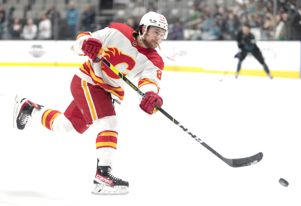 Andrew Mangiapane #88 of the Calgary Flames is a good NHL DFS option on Monday