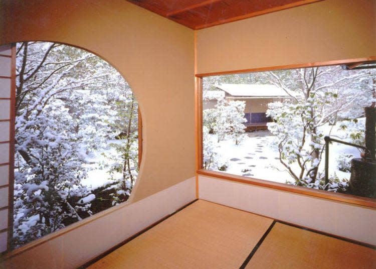 ▲從雙樹庵的茶館所觀賞到的雪景〈照片提供：好古園〉