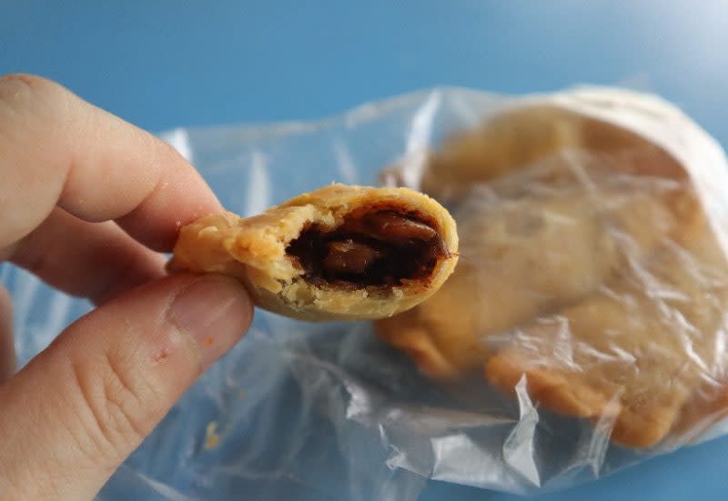 epok epok central - curry puff sardine filling