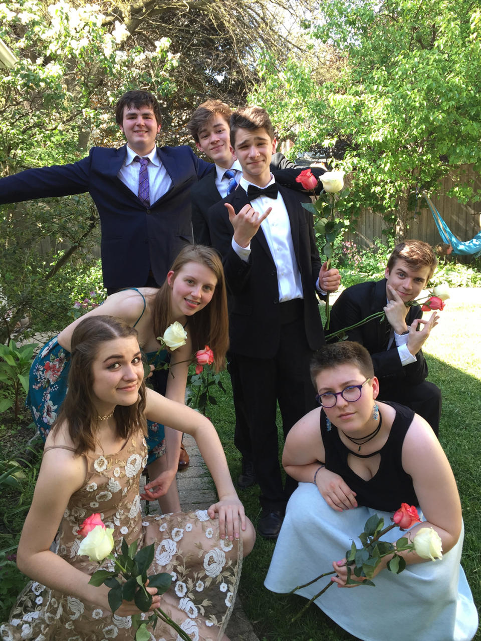 Jackson Loop, top left, and his friends. (Photo: Twitter/John Richards)