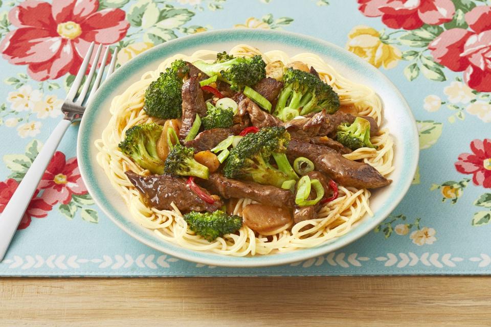 beef and broccoli stirfry