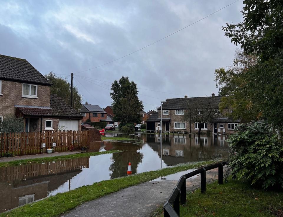 Homeowners in Brampton say it's the worst flooding they've seen in 20 years. (Vhari Russell)