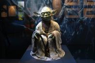 <p><b>Star Wars</b></p> <p>La trilogia originale ha incassato 2,4 miliardi di dollari e quando è stato girato Star Wars: Episode I, da solo il film ha realizzato 675 milioni di dollari. Mettendo insieme tutti i proventi dei vari episodi la saga ha totalizzato ben 4,6 miliardi di dollari.</p>