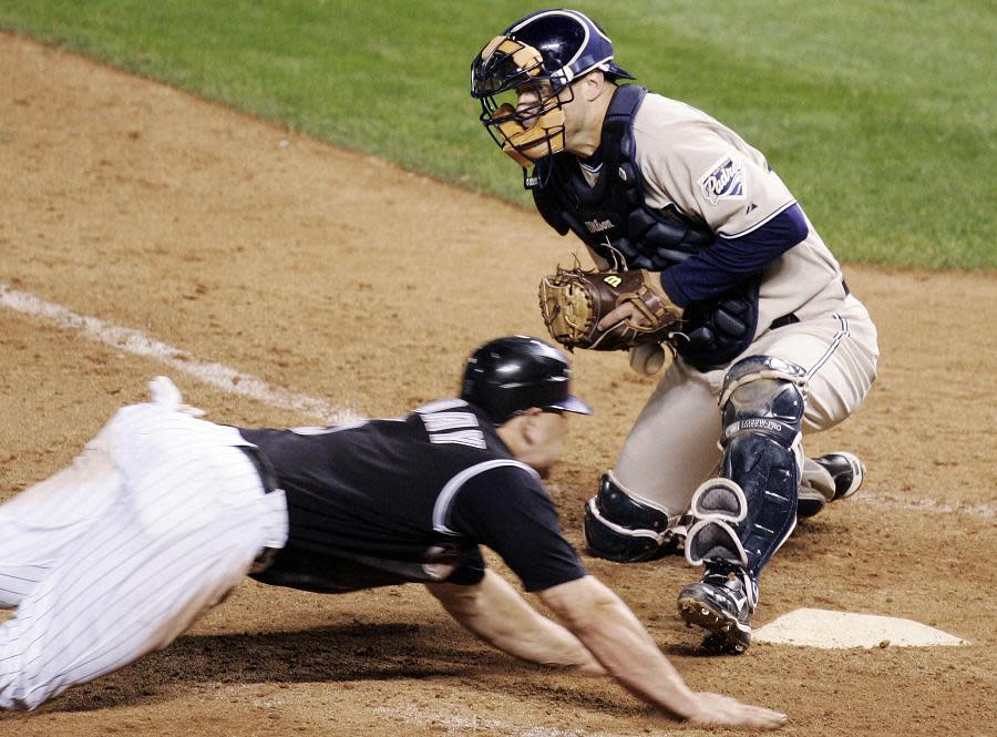 Colorado Rockies left fielder Matt Holliday waits for batting