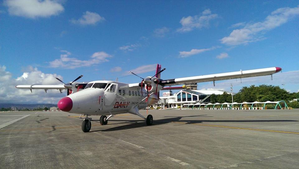 德安航空專營國內離島航班，飛安問題格外引發外界關注。翻攝德安航空臉書