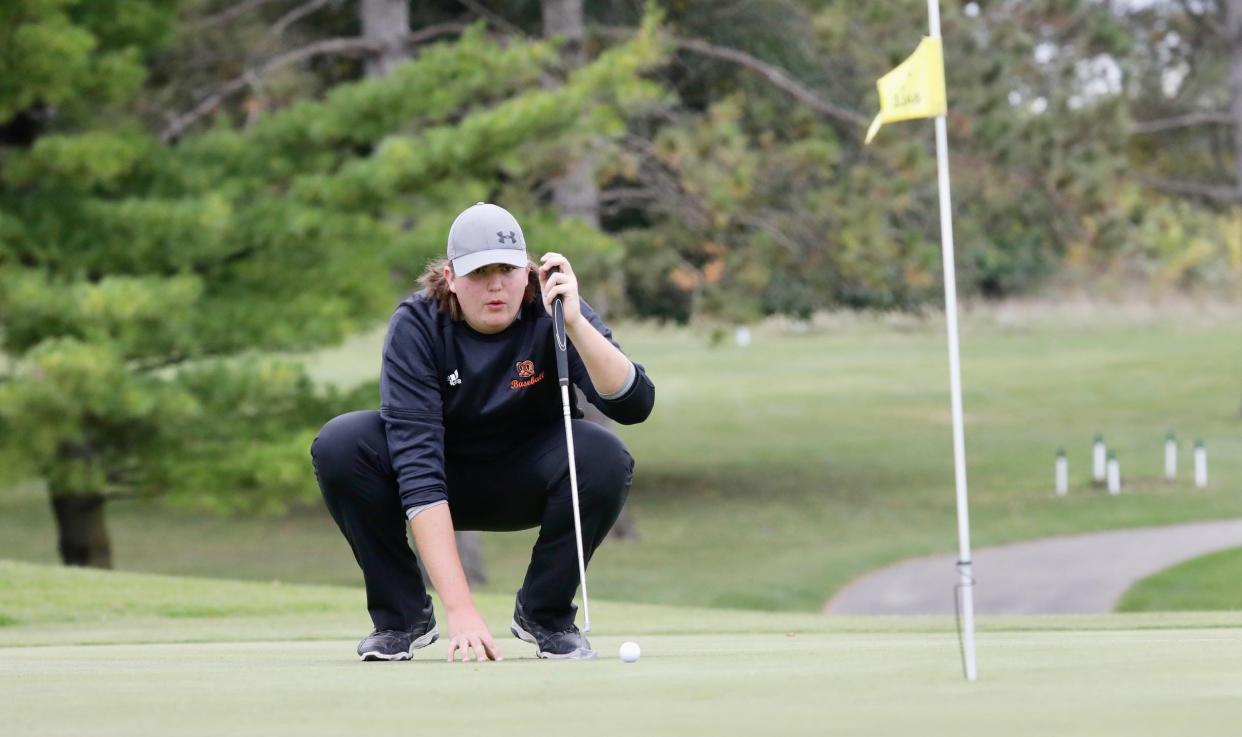 Freeport senior Maddux Shockey, shown during the 2022 NIC-10 tournament, shot 86-89—175 as a senior to finish 14th in the NIC-10 boys golf tournament Friday and Saturday at Park Hills to help the Pretzels take fourth as a team.