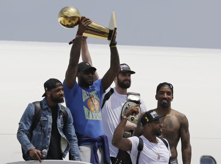 The 2017 NBA Finals will once again decide whether J.R. Smith wears a shirt for the rest of June. (AP)