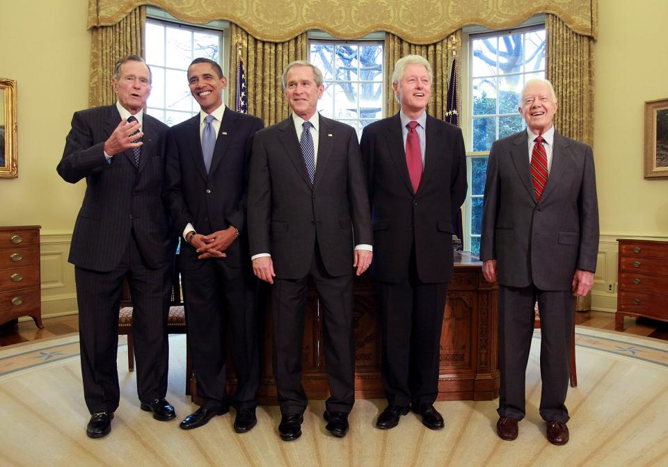 U.S. President George W. Bush meets with President-elect Barack Obama, former President Bill Clinton, former President Jimmy Carter and former President George H.W. Bush in the Oval Office January 7, 2009 in Washington, DCGetty Images