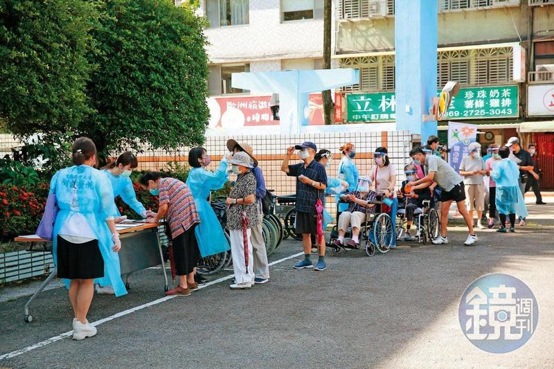 本土疫情日漸趨緩。（示意圖，本刊資料照）