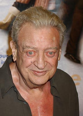 Rodney Dangerfield at the LA premiere of Focus' Eternal Sunshine of the Spotless Mind