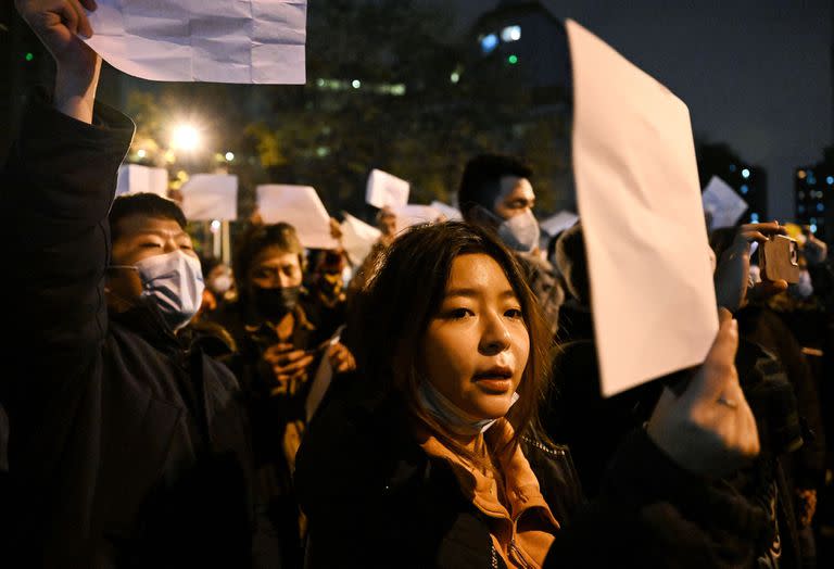 China; protetstas; Covid-19; mundo