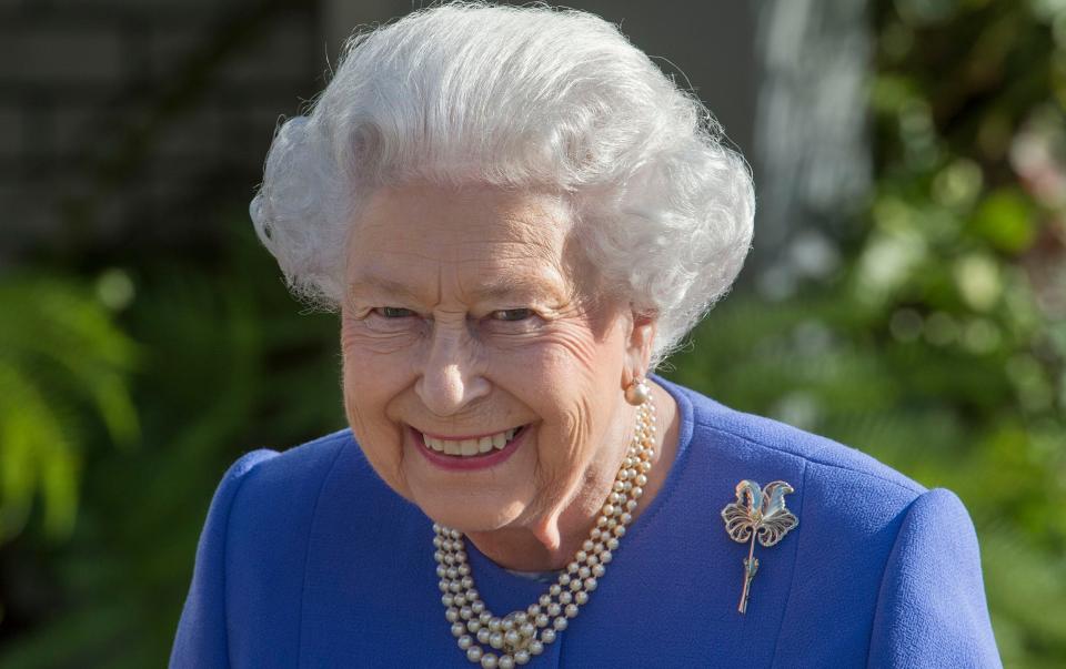 Queen Elizabeth II during a visit to the RHS Chelsea Flower Show, at the Royal Hospital Chelsea, London, on May 22, 2017 - Julian Simmonds/PA