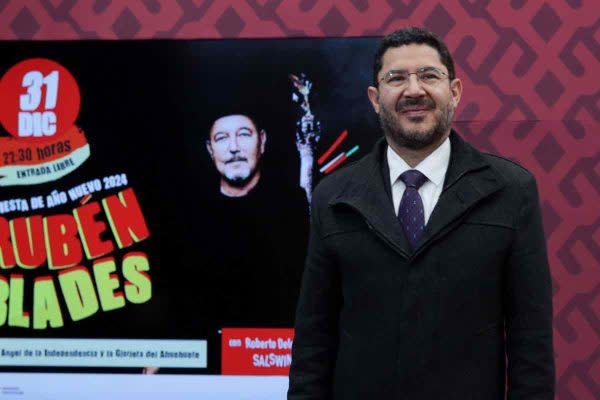 Martí Batres, jefe de Gobierno de la CDMX, anunció el concierto de Blades.