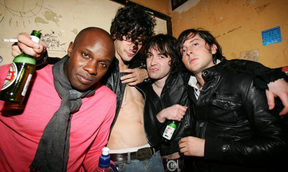 Dirty Pretty Things (Hammond, third from left).