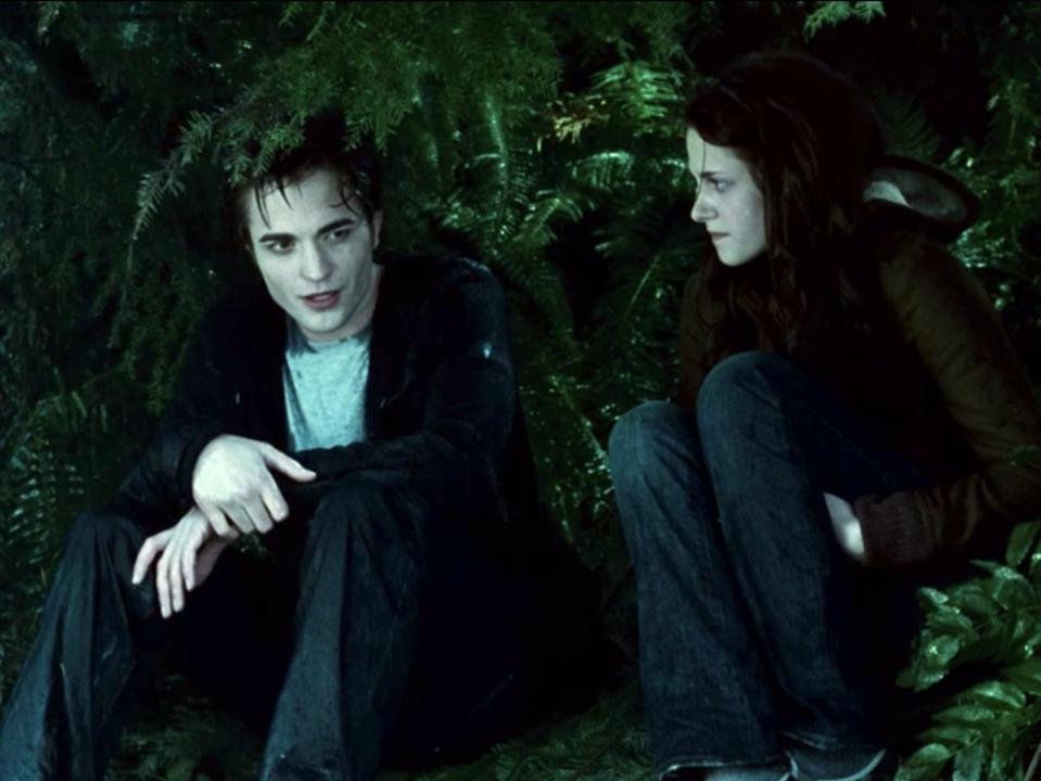 twilight edward bella rain 