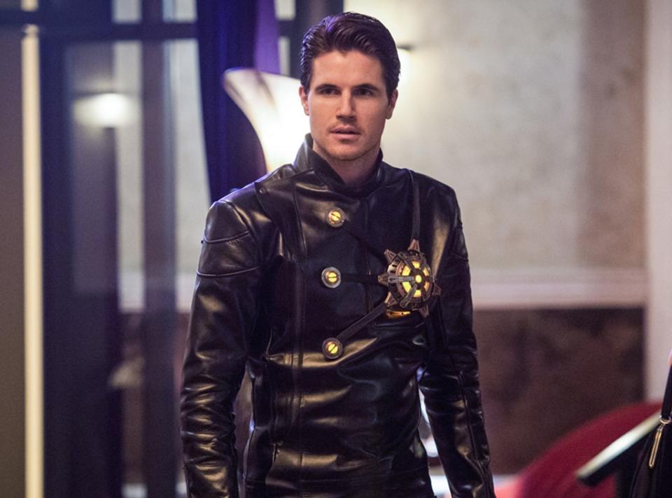 Robbie Amell, The Flash