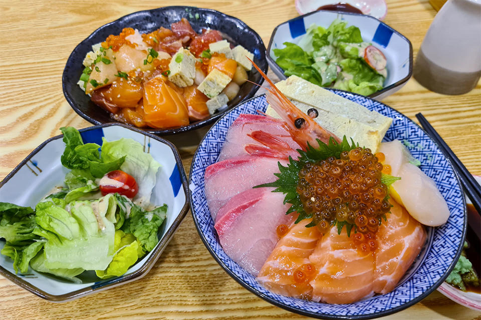 Beauty World - Chirashizushi Shou Food