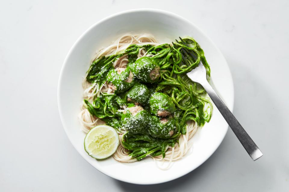 Ginger-Scallion Meatballs With Green Curry Sauce