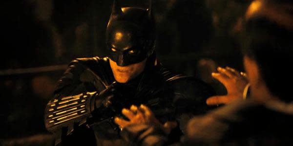 The Batman: nuevo clip muestra la escena del funeral a detalle