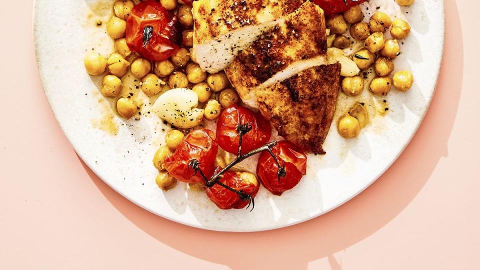 spiced chicken with tomatoes and chickpeas