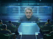 Auch in "Ender's Game – Das große Spiel" (2013) kam die Action nicht zu kurz. Harrison Ford übernahm die Rolle des 'Colonel Hyrum Graff'. Der Film spielt in der Zukunft, 50 Jahre nach einem verheerenden Angriff von Außerirdischen. Der hochbegabte Junge 'Ender Wiggin' wird auf eine Militärschule geschickt, um dort das strategische Kriegshandwerk zu erlernen. Denn die Menschheit plant einen Gegenschlag auf die Alien-Welt, und 'Ender' sollen den Sieg sichern. (Bild-Copyright: Moviestore/REX/Shutterstock)