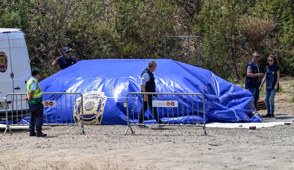 Portuguese police investigators dismantle base camp at the end of the three-day search for remains of Madeleine (Getty Images)