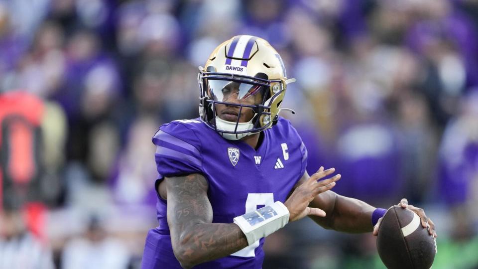 Washington quarterback Michael Penix Jr. passes during a game.