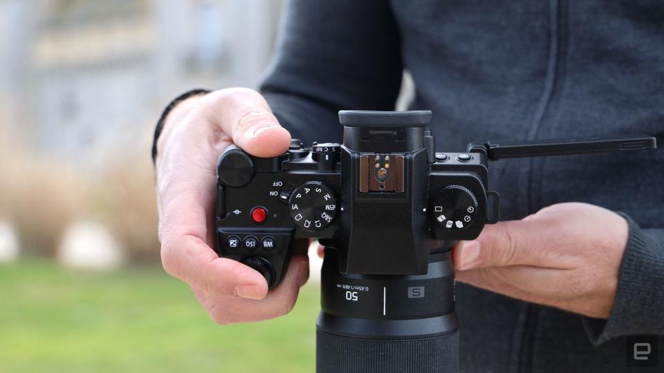 <p>Panasonic S5 II full-frame mirrorless camera review</p>
