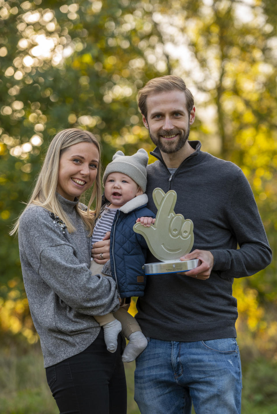 Sellar, 30, decided to run 10km over 28 days – the equivalent of six and a half marathons – to promote mental wellbeing after losing his mum to suicide in January 2020 just months after his father had died from cancer