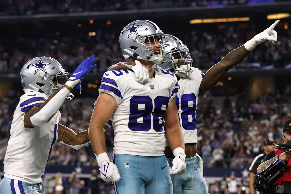 Cowboys TE Dalton Schultz Scores TD Against Titans On TNF