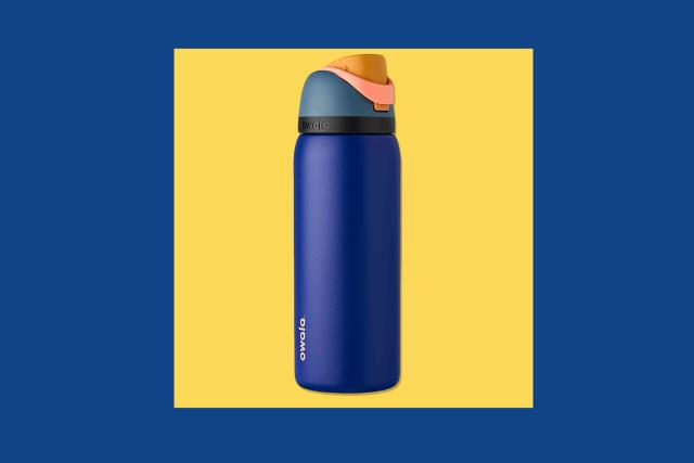 Move Over Stanley: This Is the New 'It' Water Bottle, According to