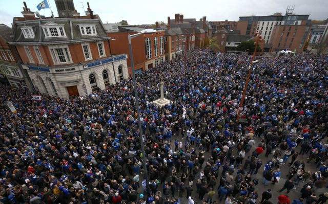 Leicester helicopter crash tribute